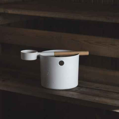 KOLO Bucket and Ladle - Sauna Bucket and Ladle Set, Bamboo/Aluminum, 1Gal